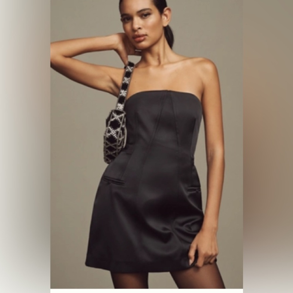 Chic Black Strapless Sheath Mini Dress
